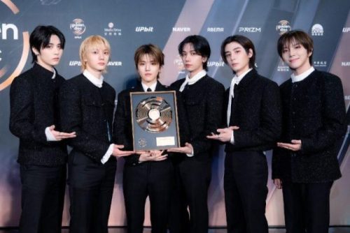 보이넥스트도어, 골든디스크 2관왕 쾌거…"2026년 정규 앨범 발매" 깜짝 예고
